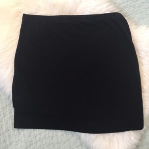 H&M BASIC black, 16” stretch skirt
